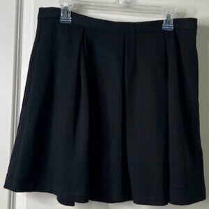 Vince Camuto 12P - Black skirt